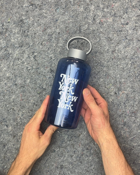 Formfit New York New York Blue Water Bottle