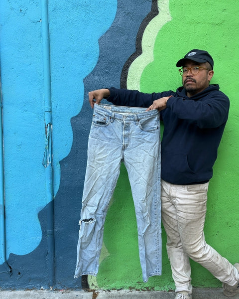 Levi's 501 Light Wash Jeans To Practice Mending, Size W28 L32