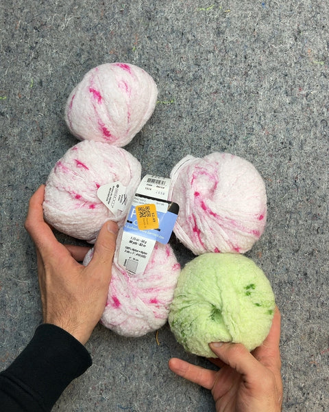Big Twist Sprinkled Icing Yarn