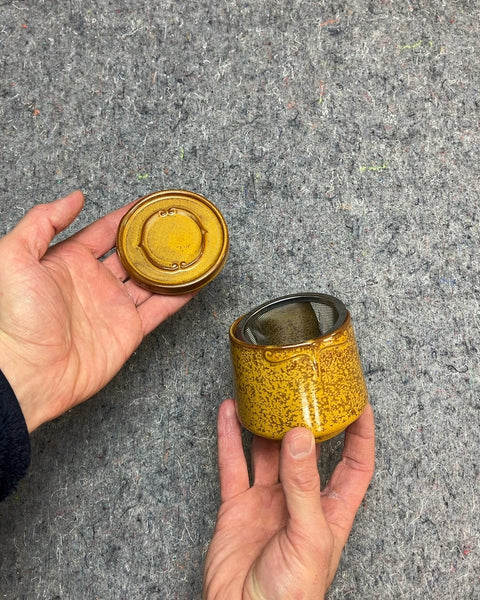 Japanese-style Ceramic Tea Infuser with Lid