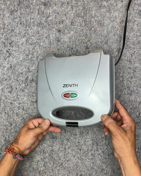 Zenith Waffle Maker