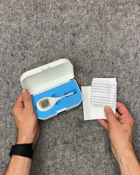 Digital Basal Thermometer with Case