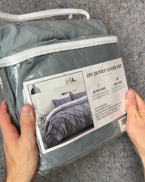 Brand New 3PC Duvet Cover Set, King Size