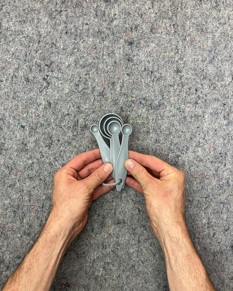 Gray Plastic Measuring Spoons Set