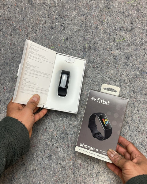 Fitbit Charge 5 Advanced Health Tracker, Defo Works!