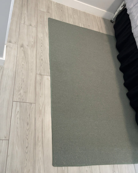 Sea Green Color Area Rug, 72x120”