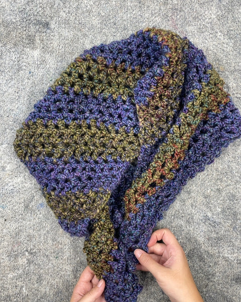 Crochet Knit Triangle Scarf, 24 x 20 in