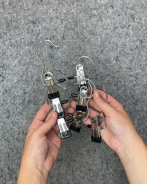 Metal Skirt Hangers with Clips
