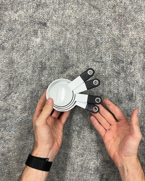 White and Black Measuring Cups Set