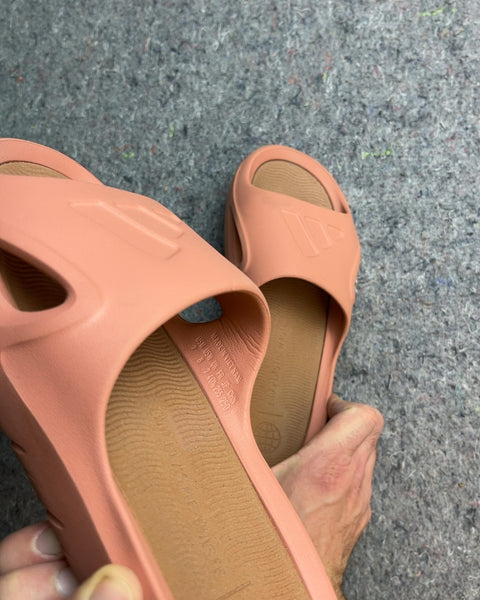 Adidas Adilette Comfort Slides, Size US 7M or 8W or EU 40.5
