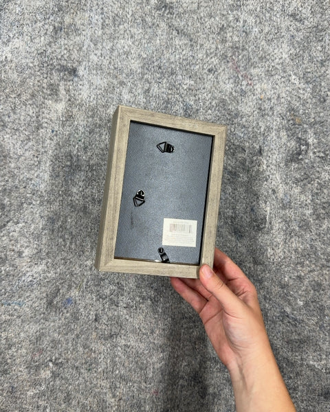 Small Gray Wood Frame, 4 x 6 in