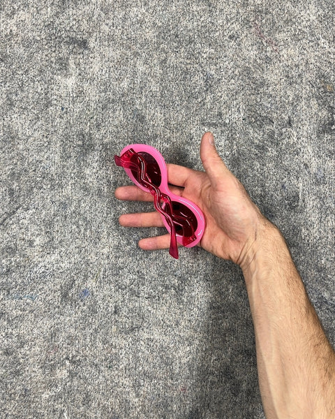 Vibrant Pink Retro Oval Clout-style Sunglasses