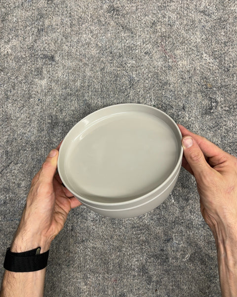 Tabletops Gallery Gray Nesting Bowls and Lid Set