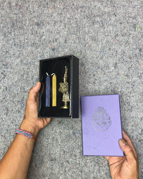 Hogwarts Sealing Wax and Stamp Set