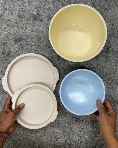 Vintage Enamel Mixing Bowls with Lids, Set of 2
