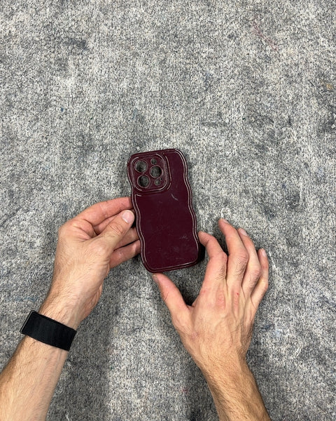 Maroon Wavy iPhone 6.7" Pro Max Case