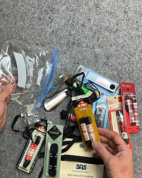 Assorted Shoe Horns and Laces Kit