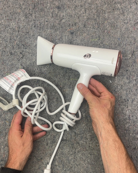 T3 Cura LUXE Hair Dryer