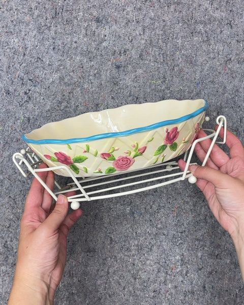 Temp-tations Floral Oval Baker with Wire Carrying Rack