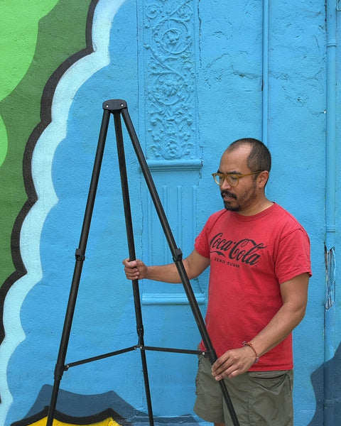 Quartet Lightweight Aluminum Telescoping Display Easel