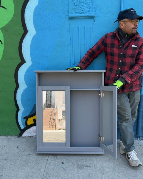 IKEA Hemnes Mirrored Medicine Cabinet, W31xH36xD6"