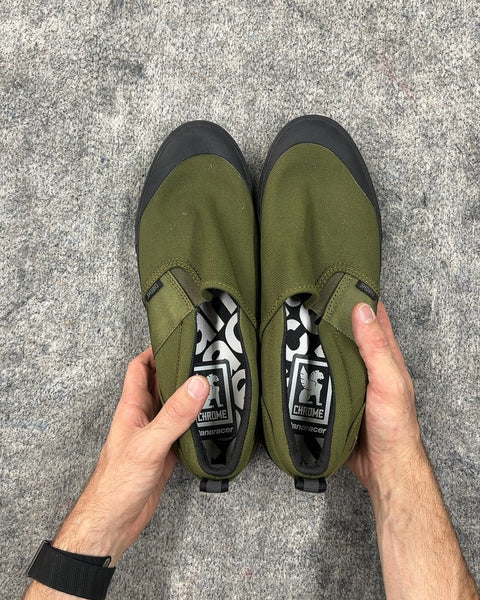 Chrome Industries Dima 3.0 Slip-On Shoes, Size US 11.5 M or EU 44.5
