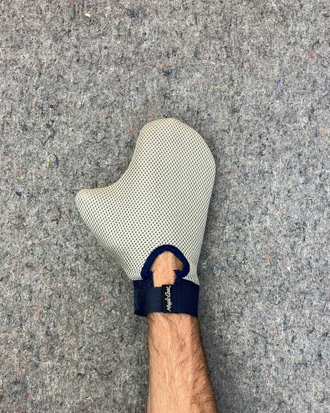 Pet Grooming Glove