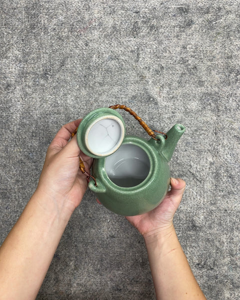Celadon Crackle Glaze Ceramic Teapot with Bamboo Handle