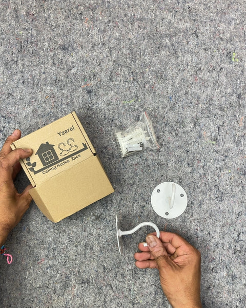 Yzerel White Ceiling Hooks 2pcs