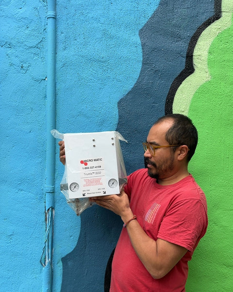 Brand New Micro Matic Trumix 200 Mixed Gas Outlet