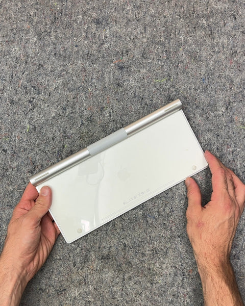 Another Apple Magic Keyboard 1, Battery Powered
