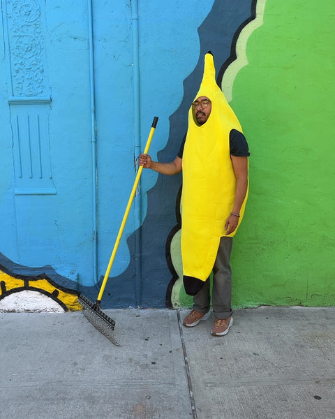 The Groundskeeper II Leaf Rake