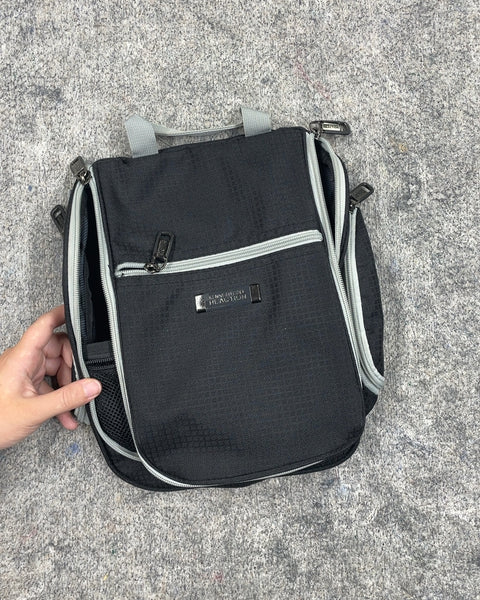 Kenneth Cole Reaction Black Travel Toiletry Bag