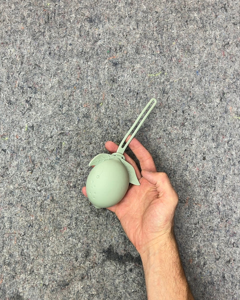 Lemon-shaped Silicone Pacifier Holder