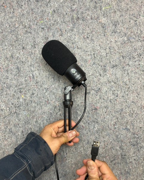 Fifine Microphone with Tripod