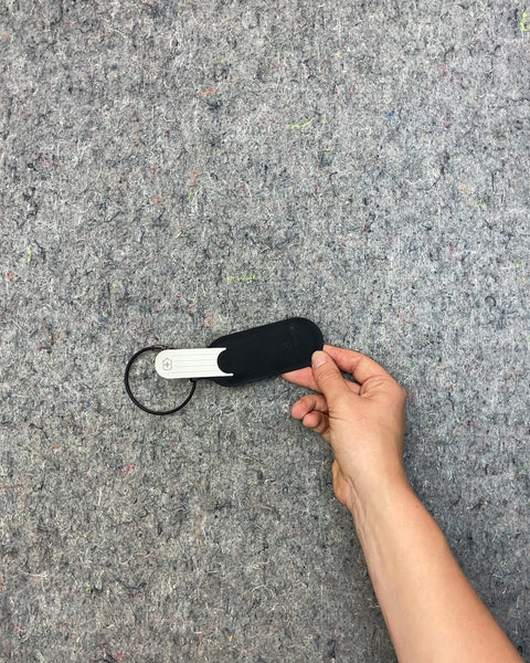 Victorinox Swiss Army Luggage Tag with Tweezers
