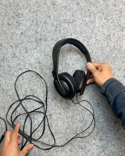Sennheiser HD202 Headphones, Needs Ear Replacements