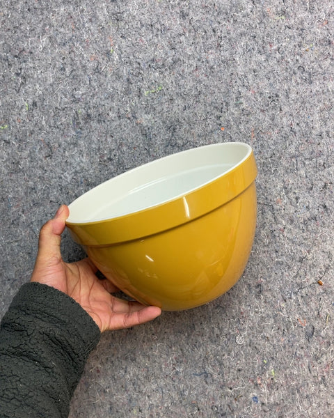 Mustard Yellow Plastic Mixing Bowl, 8.5"D