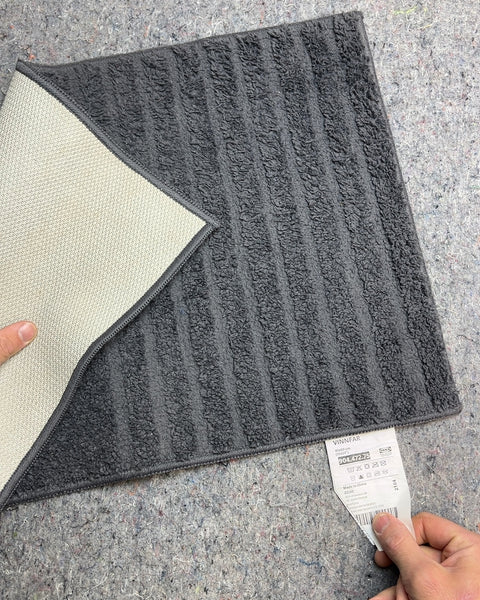 IKEA VINNFAR Gray Bath Mat, 24x16"