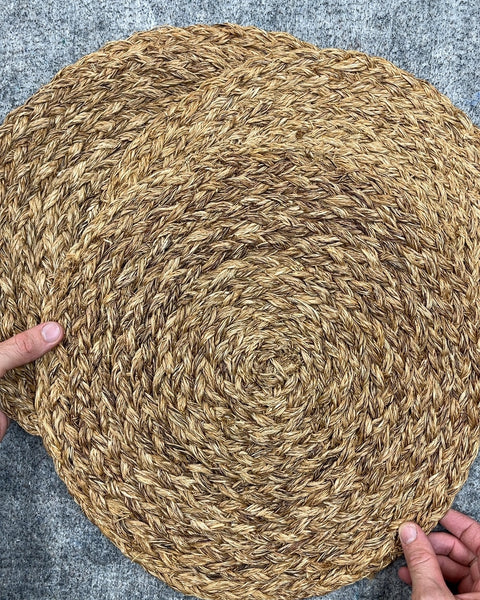 4 Round Woven Placemats, 15"