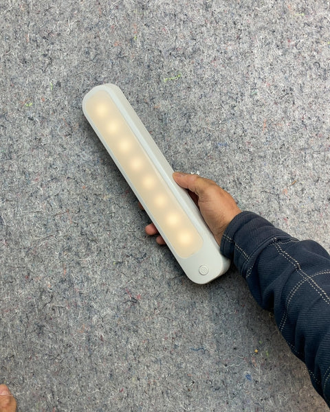 Battery-Operated LED Light Bar
