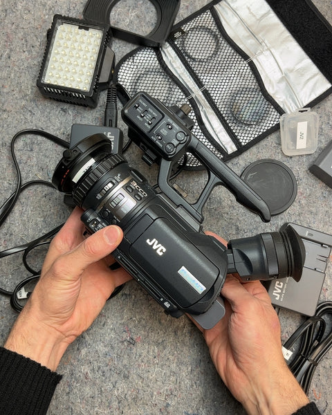 JVC GY-HM100U HD Pro Camcorder With A Whole Bunch Of Accessories, Works & Excellent Condition