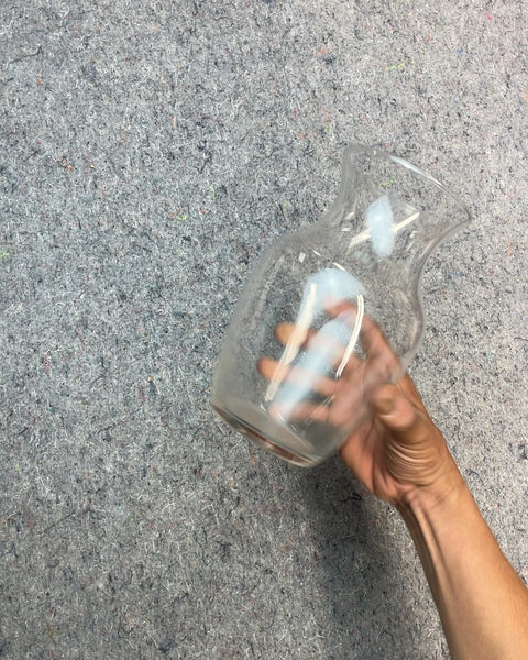 Thin-rimmed Tulip Vase, 4x8"