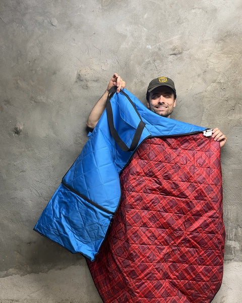Blue and Red Plaid Waterproof Picnic Blanket That Turns Into A Bag
