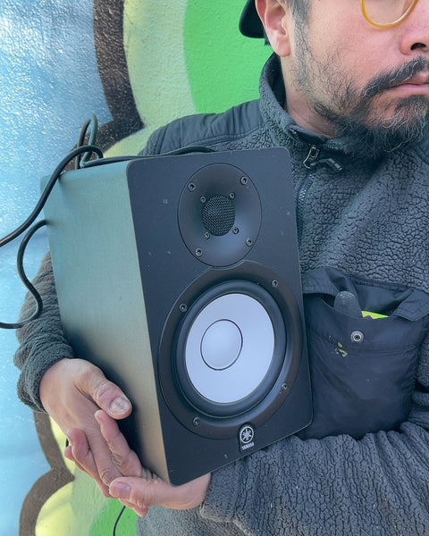 Yamaha HS5 Powered Studio Monitor Speaker
