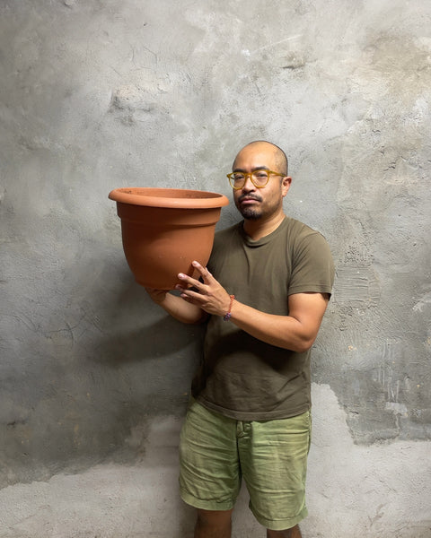 Bigass Plastic Round Planter Pot