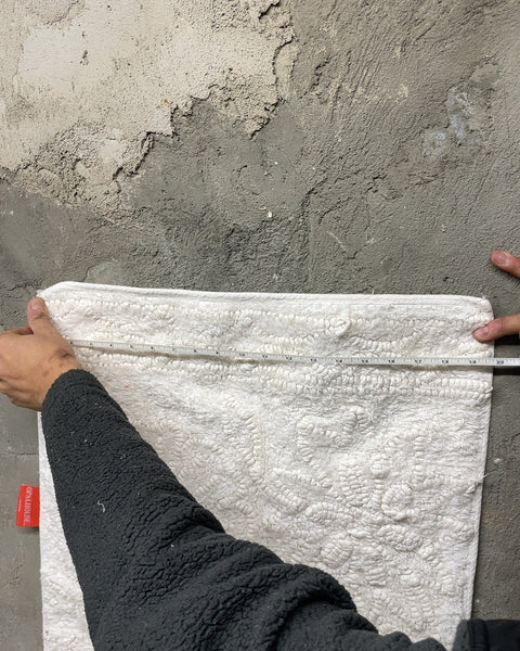 White Textured Bath Mat, 20x30"