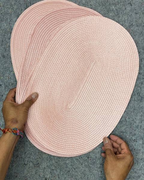 4 Oval Woven Placemats, 17x12"
