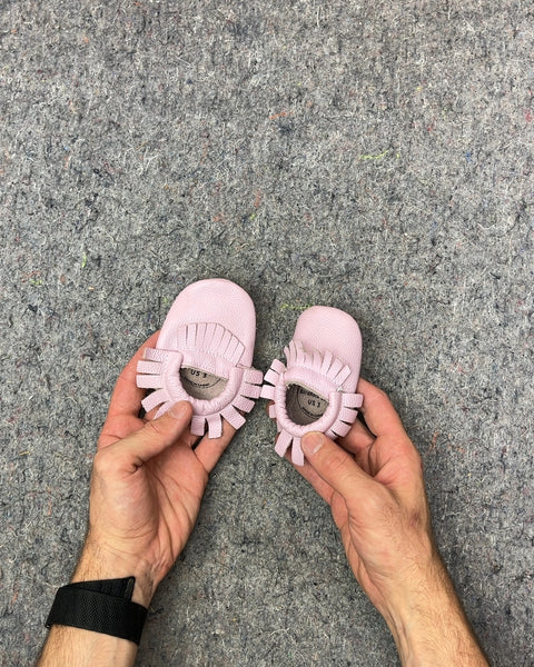 BirdRock Baby Pink Moccasin Shoes, US 3