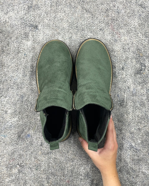 Green Ankle Boots with Zipper, Sz EU 43